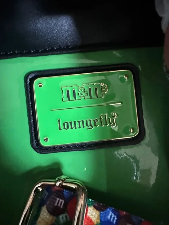 M&M'S Green Character Round Crossbody Bag Loungefly NWT - Picture 4 of 6